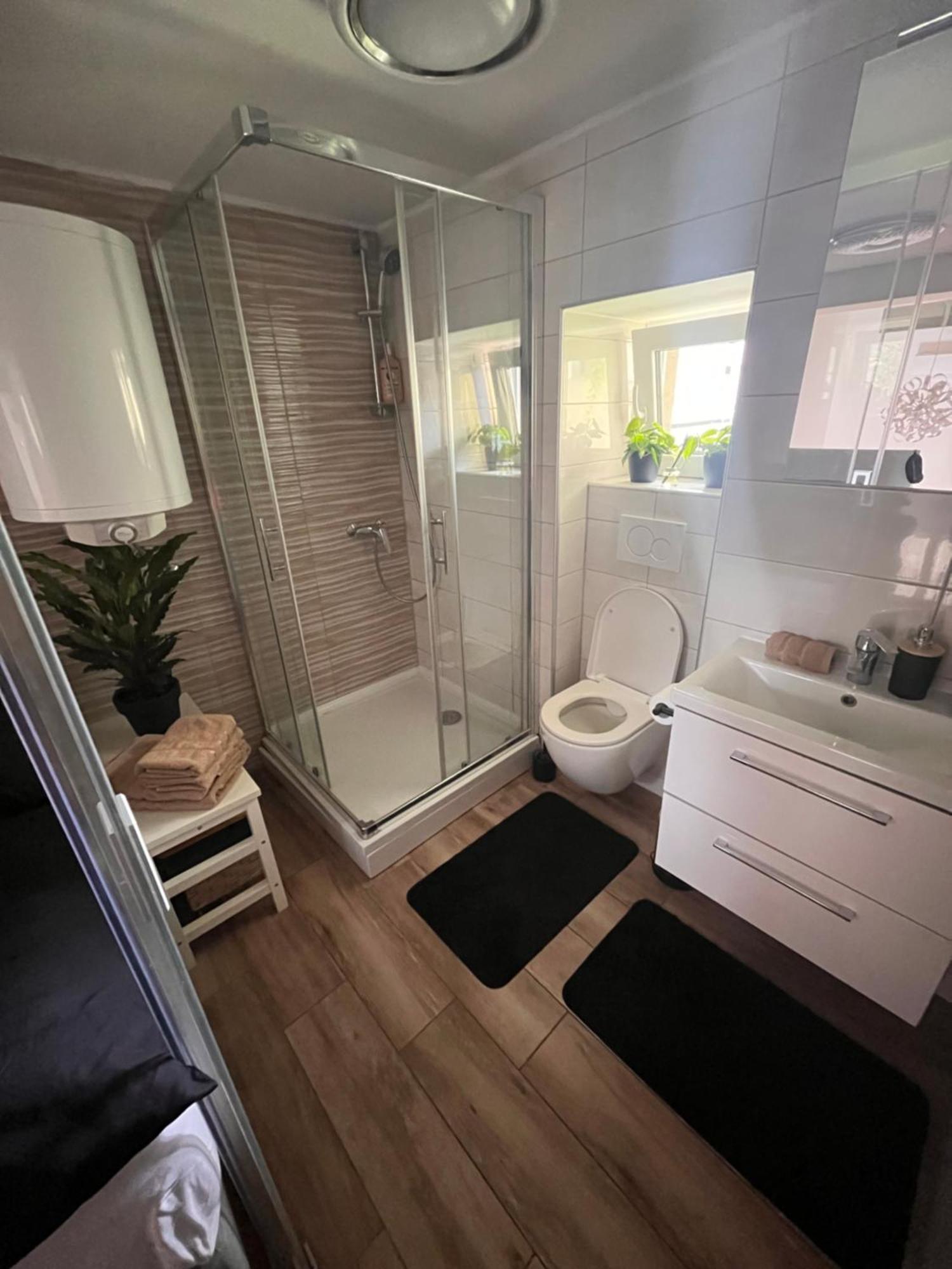Lilan Apartment Maribor Eksteriør billede